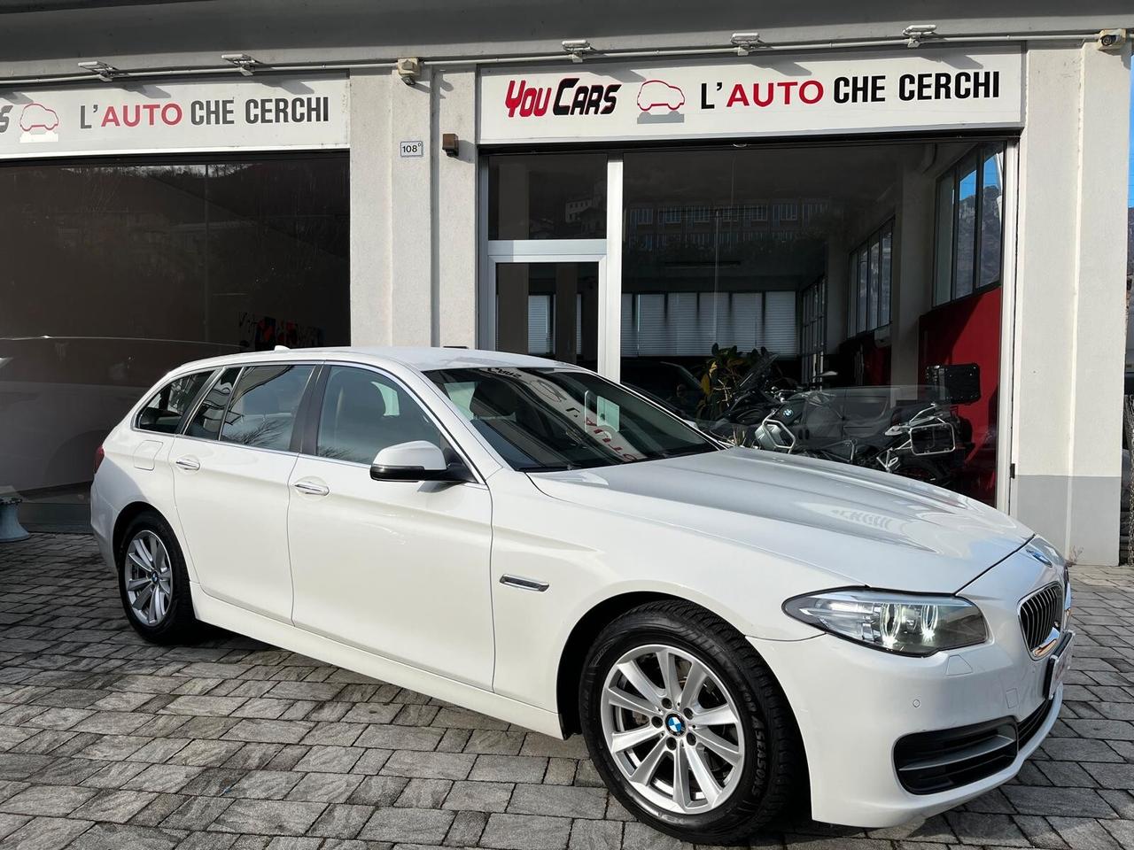 Bmw 520 520d xDrive Touring Luxury