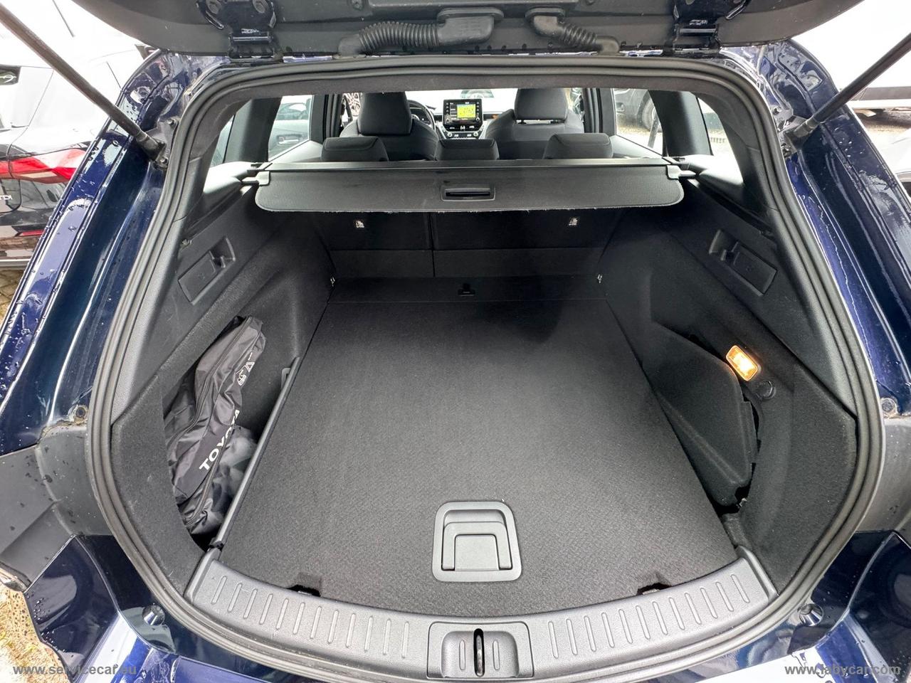 TOYOTA Corolla TS 2.0 Hybrid Style