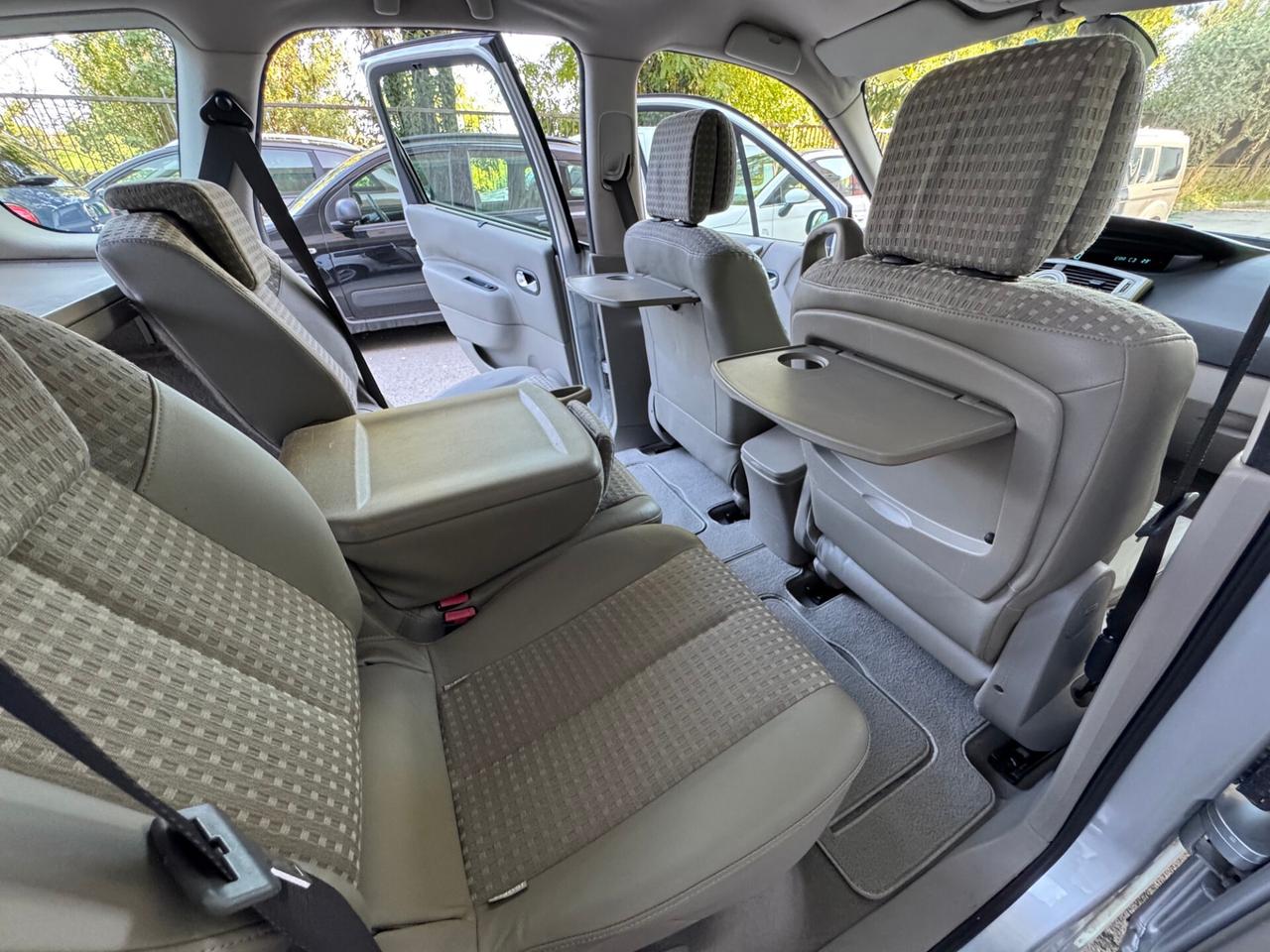 Renault Scenic 1.9 dci Luxe dynamique 7P 1Prop.