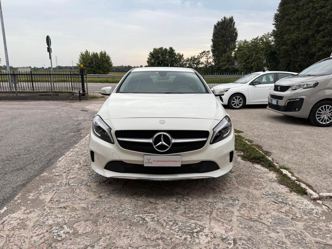 Mercedes-benz A 180 d Automatic Sport MULTICOLOR