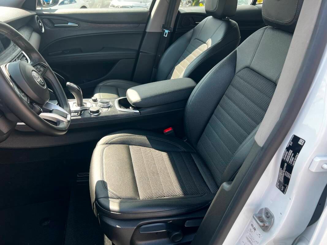 Alfa Romeo Stelvio 2.2 t Executive Q4 190cv auto