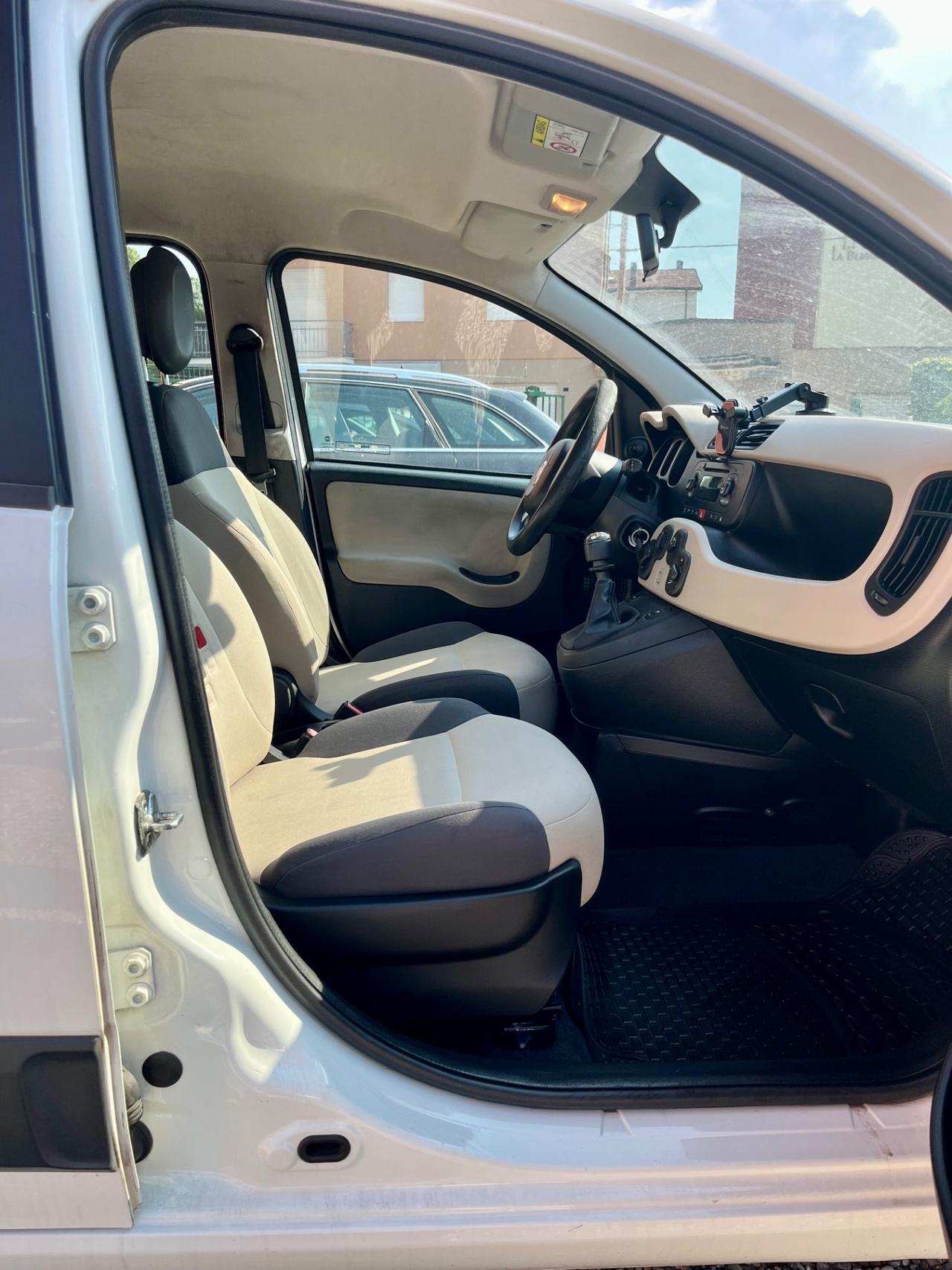 Fiat Panda 0.9cc benzina e metano