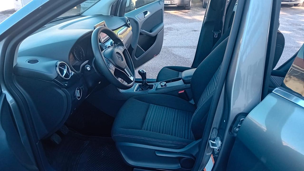 Mercedes-benz B 180 CDI BlueEFFICIENCY Executive