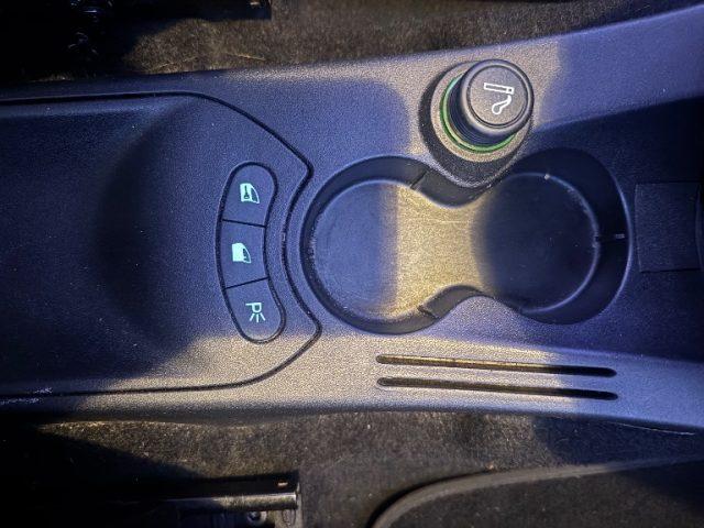 LANCIA Ypsilon 1.2 16V Platino