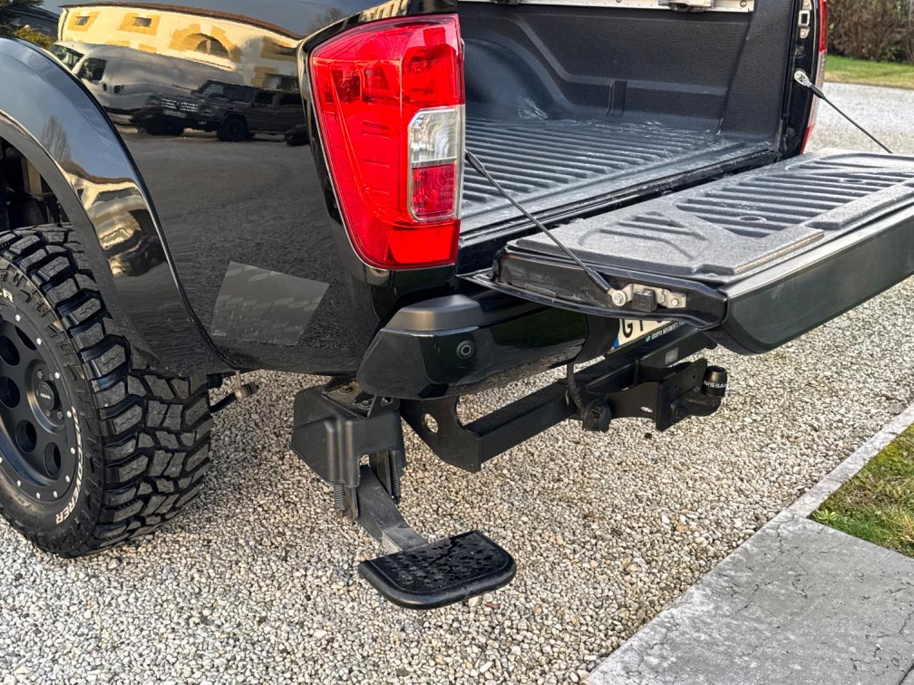 Nissan Navara 2.3 dCi 190 CV 7AT 4WD Double Cab N-Connecta