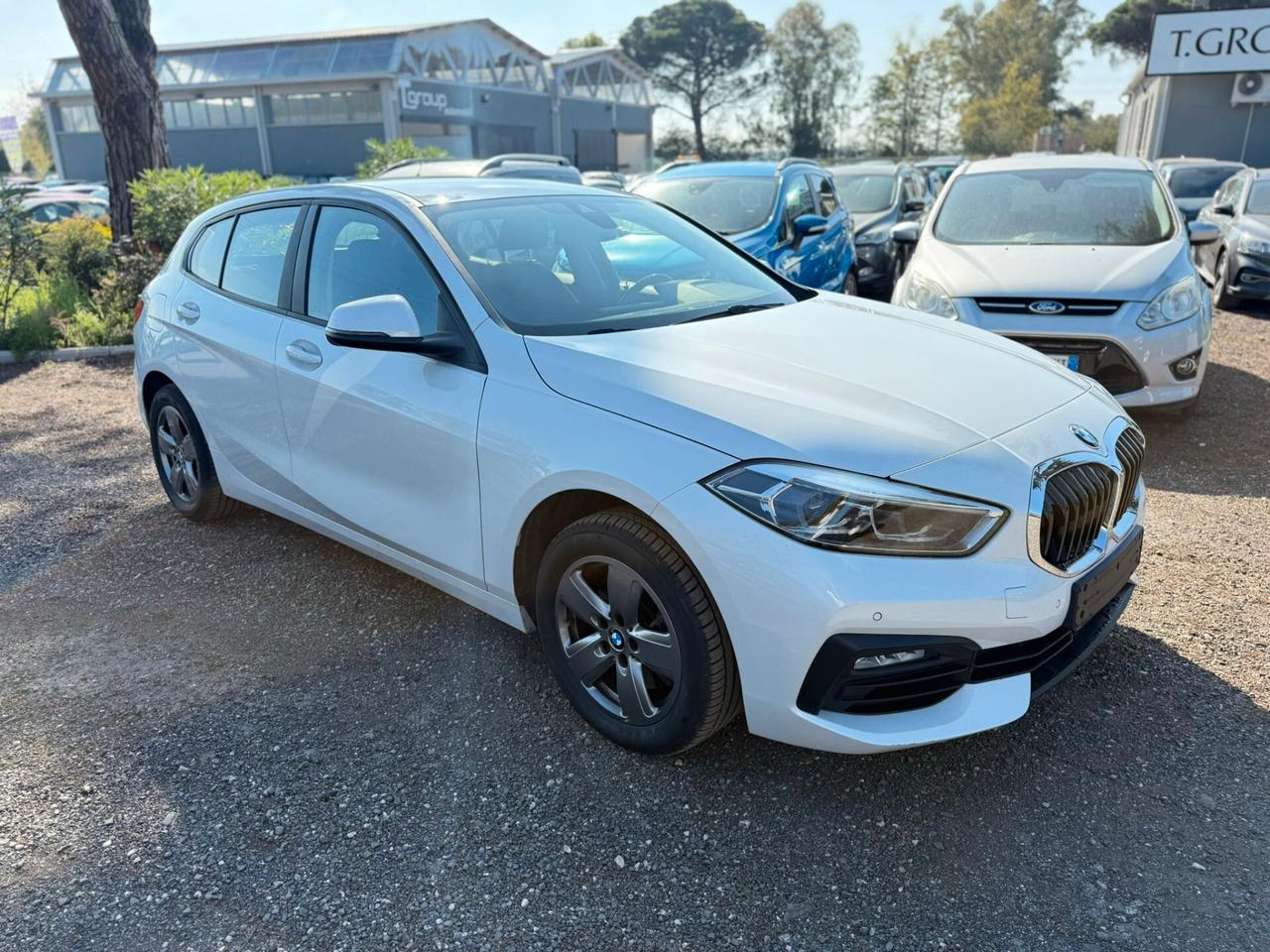 Bmw 118i 5p. Advantage Aut.