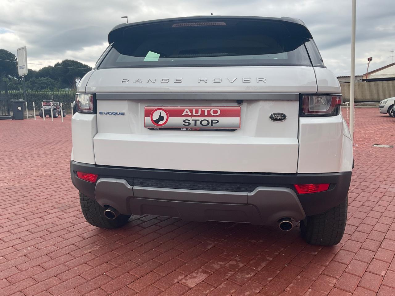 Land Rover Range Evoque 2.0 TD4 180 CV 5p. SE Dynamic