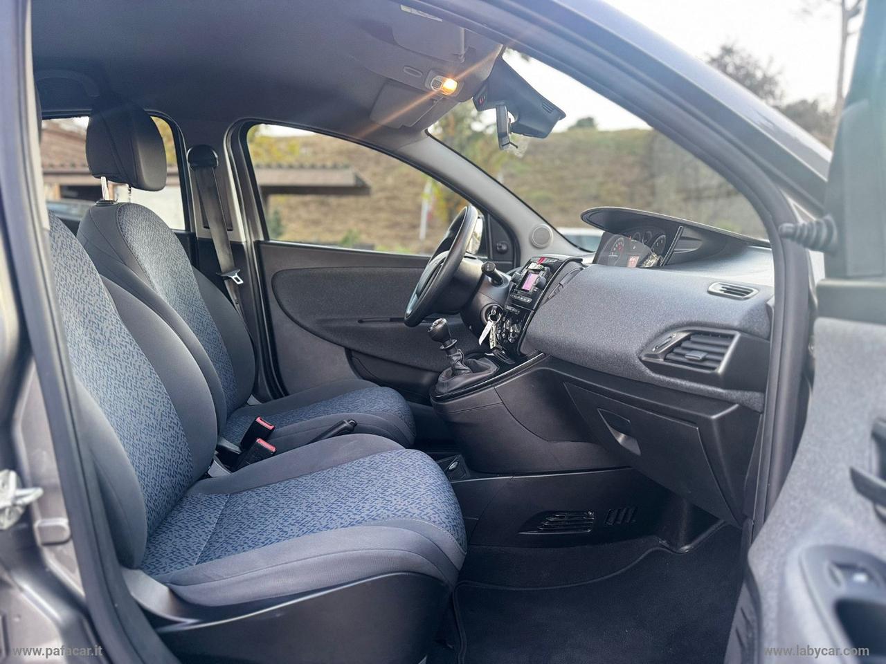 LANCIA Ypsilon 1.0 FireFly 5p.S&S Hybrid Silver