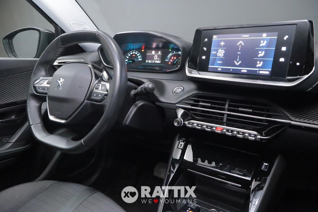 Peugeot e-2008 motore elettrico 100kW Allure