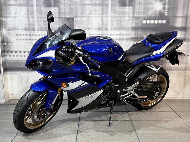Yamaha YZF R1
