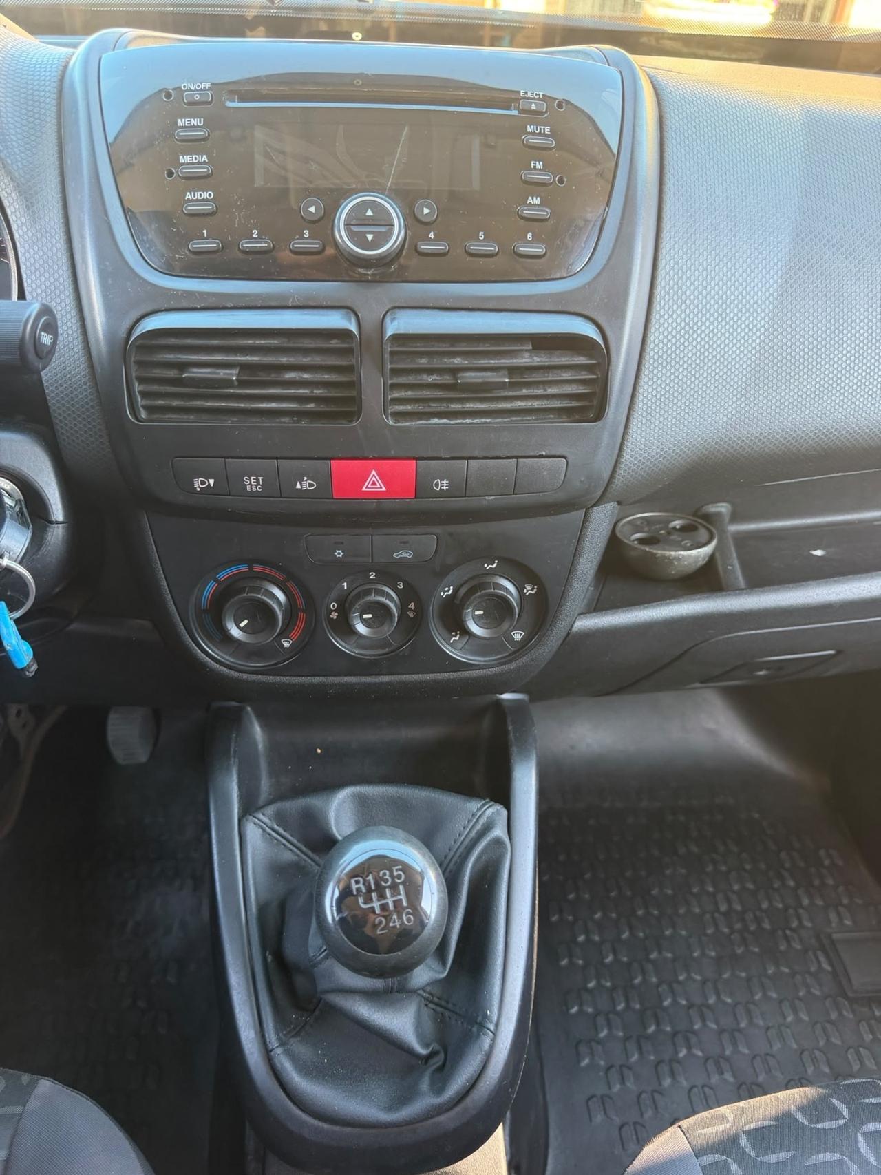 Fiat Doblo 1.6 MJT 105CV PC-TN Cargo Lamierato SX