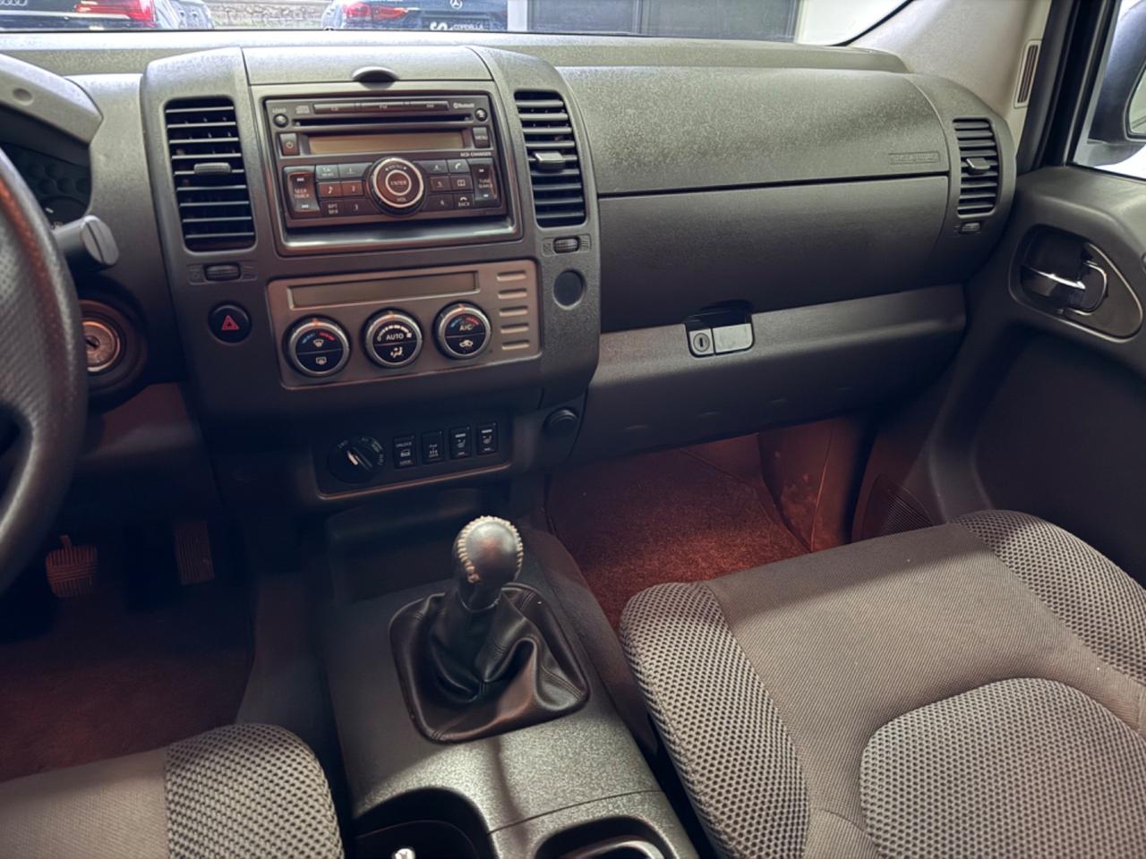 Nissan Navara 2.5 dCi 171CV 4 porte Double Cab LE