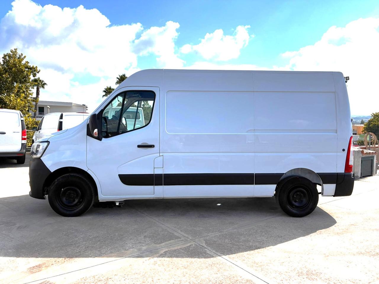 Renault Master 2.3 tdci 150 cv L2H2