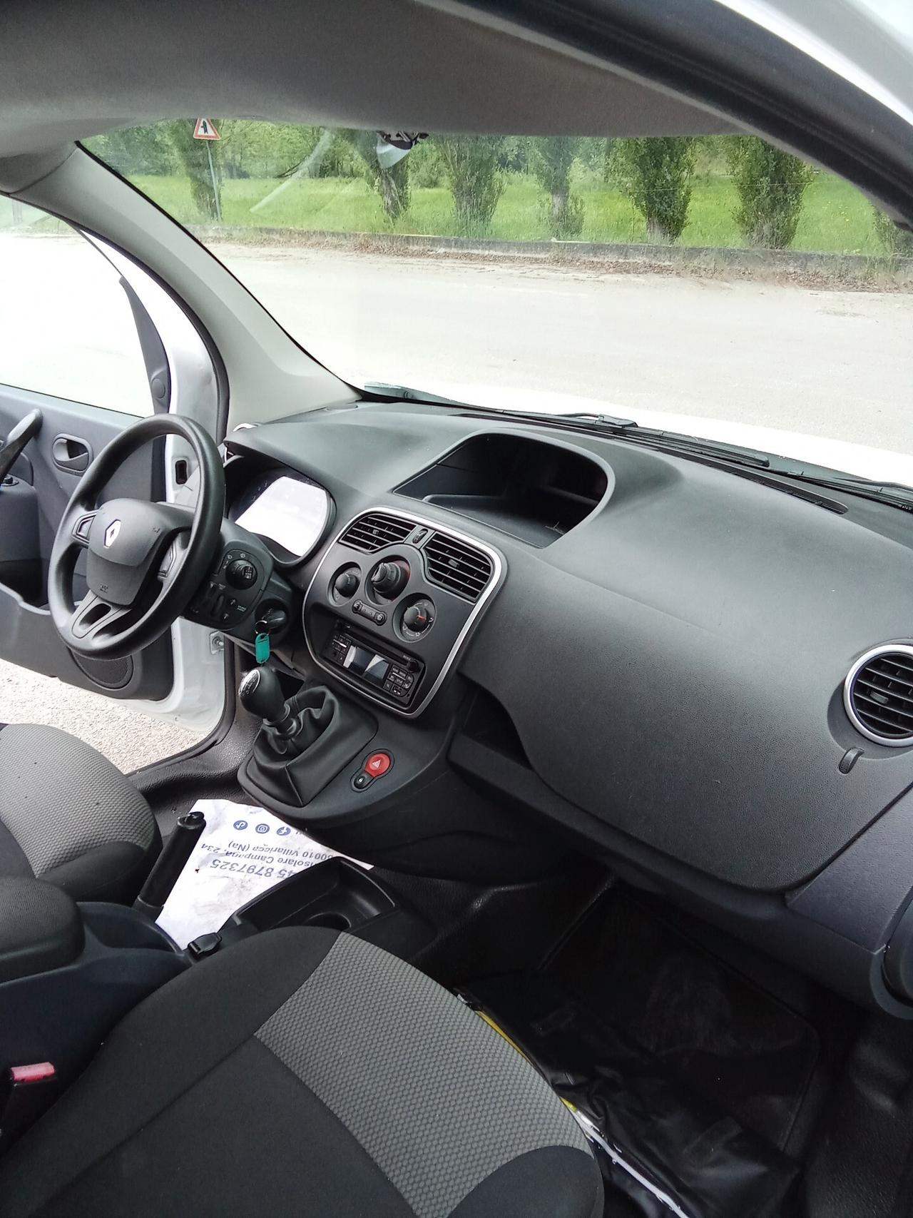 Renault Kangoo Blue dCi 95CV Maxi 020