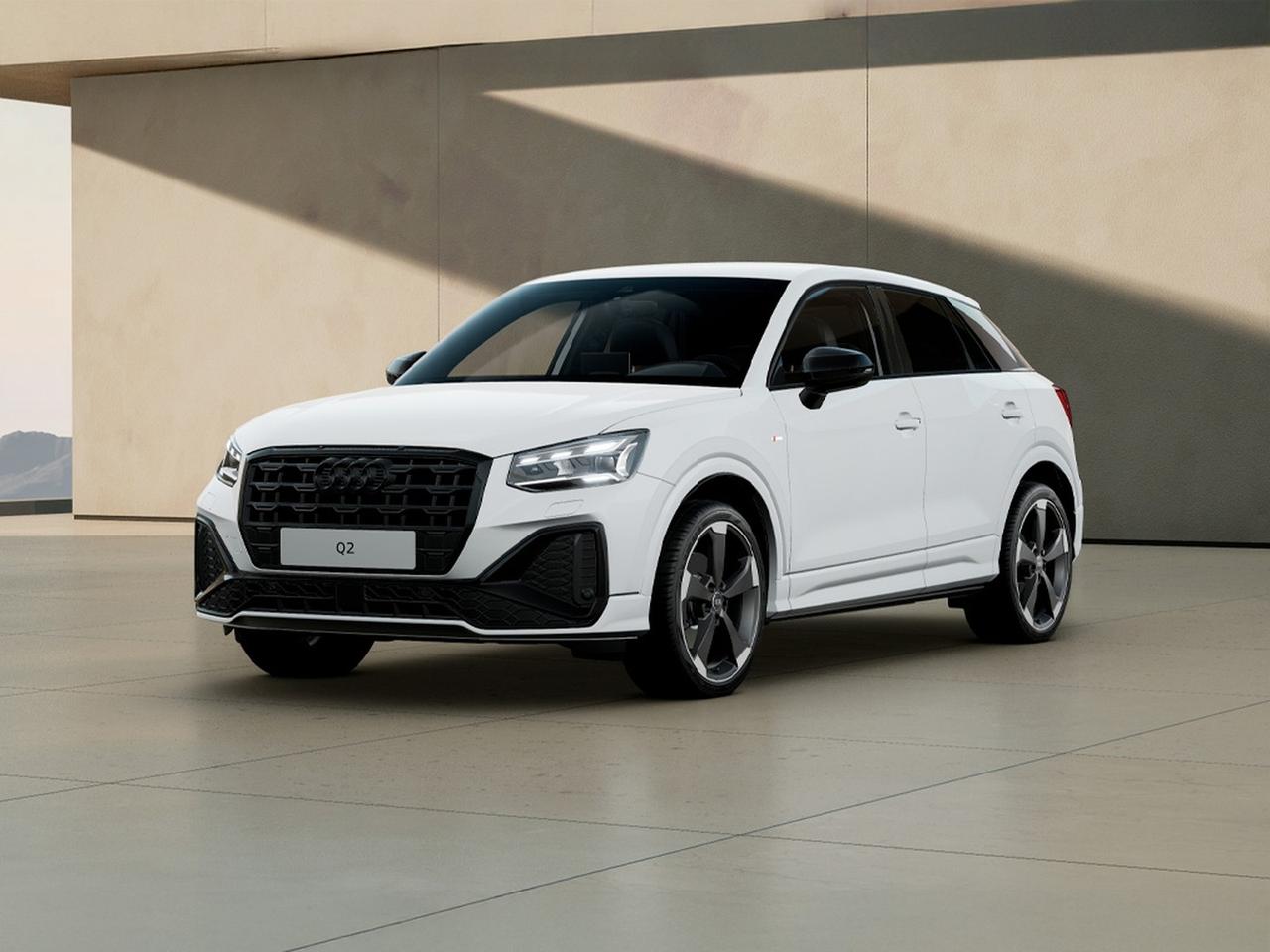 Audi Q2 35 1.5 tfsi identity black s-tronic