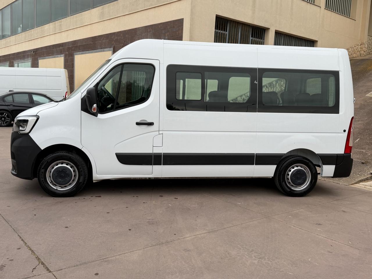 Renault Master T35 2.3 dCi 150 9 Posti Minibus