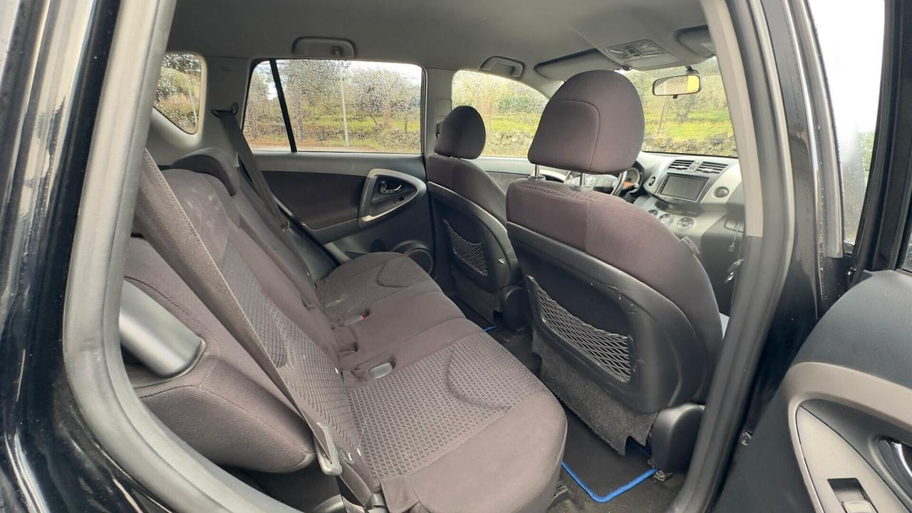 Toyota RAV 4 RAV4 2.2 D-4D 136 CV