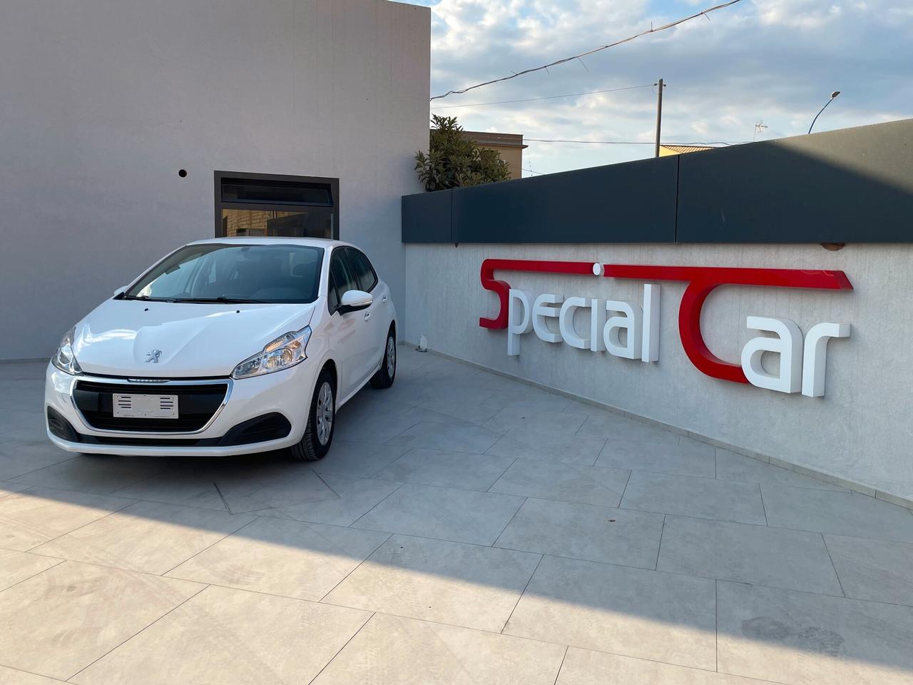 Peugeot 208 BlueHDi 100 S&S 5 porte Allure