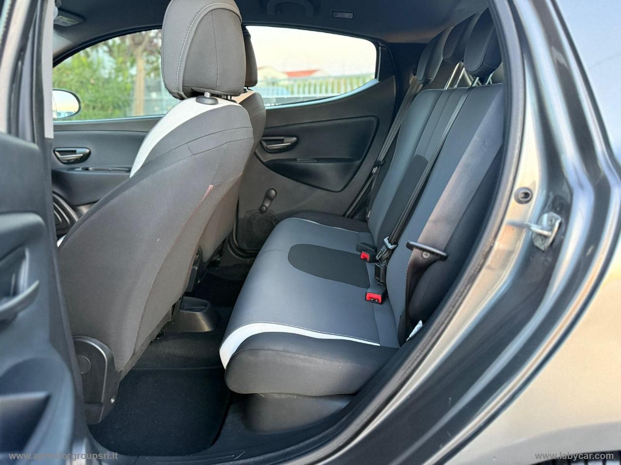 LANCIA Ypsilon 1.2 69 CV 5p. S&S ELEFANTINO BLU