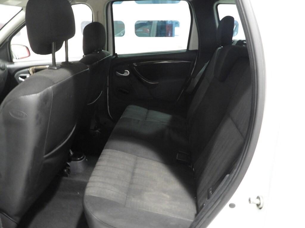 Dacia Duster 1.6 Laureate 4x2