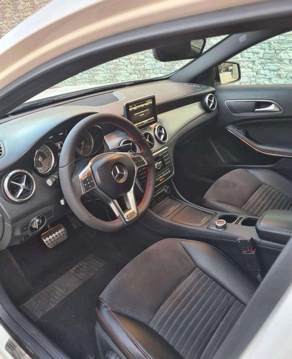 Mercedes-benz GLA 200 CDI Automatic 4Matic Premium