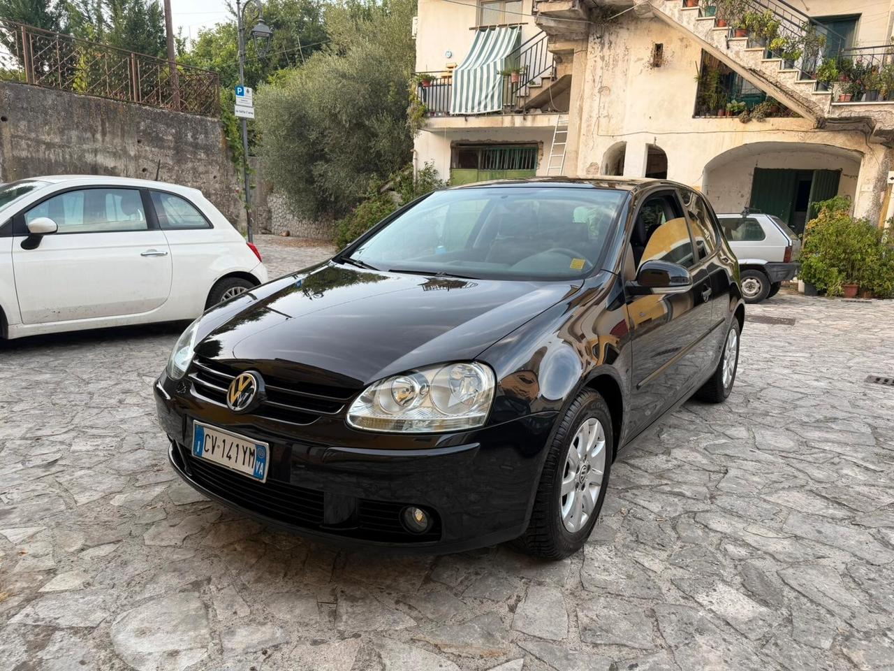 Volkswagen Golf 1.6 16V FSI 3p. Comfortline