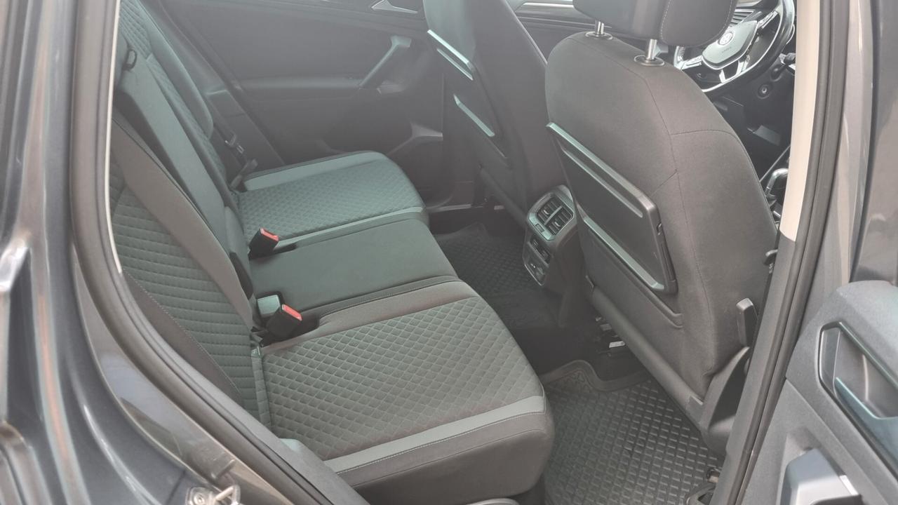 Volkswagen Tiguan R line 2.0 TDI 150 cv Dsg