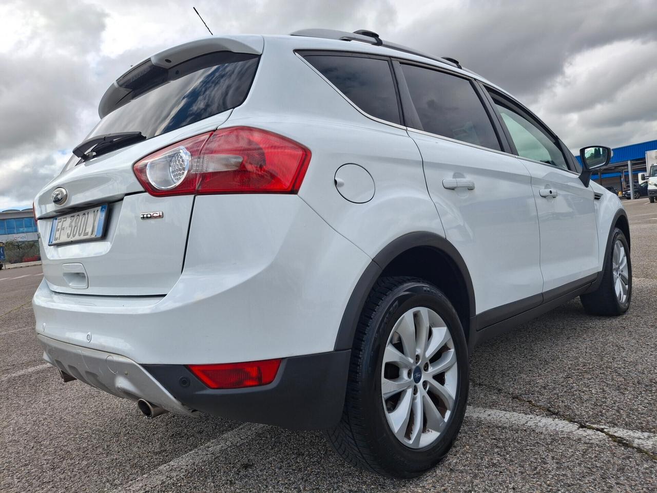 Ford Kuga 2.0 TDCi 136 CV. TITANIUM-TETTO PANORAMICO-