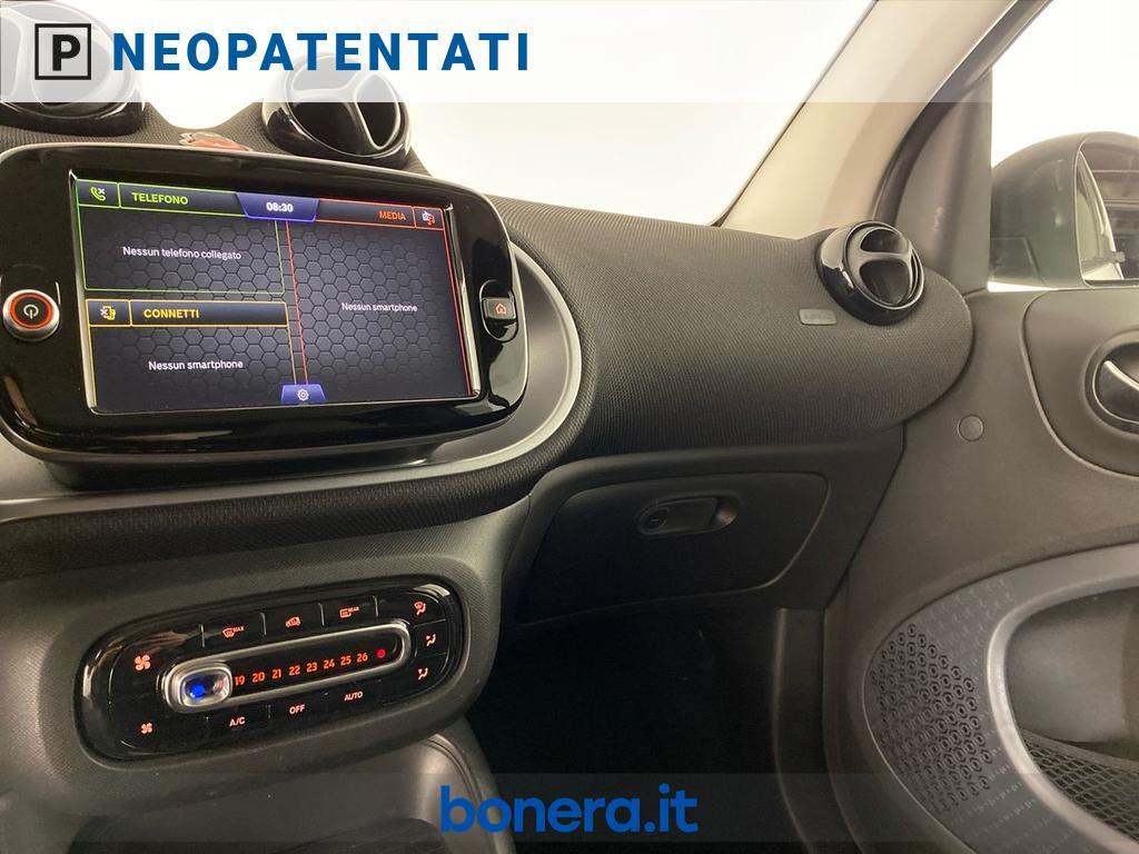 Smart fortwo cabrio EQ Passion