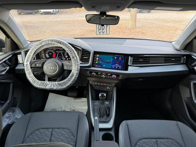 Audi A1 A1 Sportback 30 116cv s-tronic SLINE led multicolor BLU Navarra