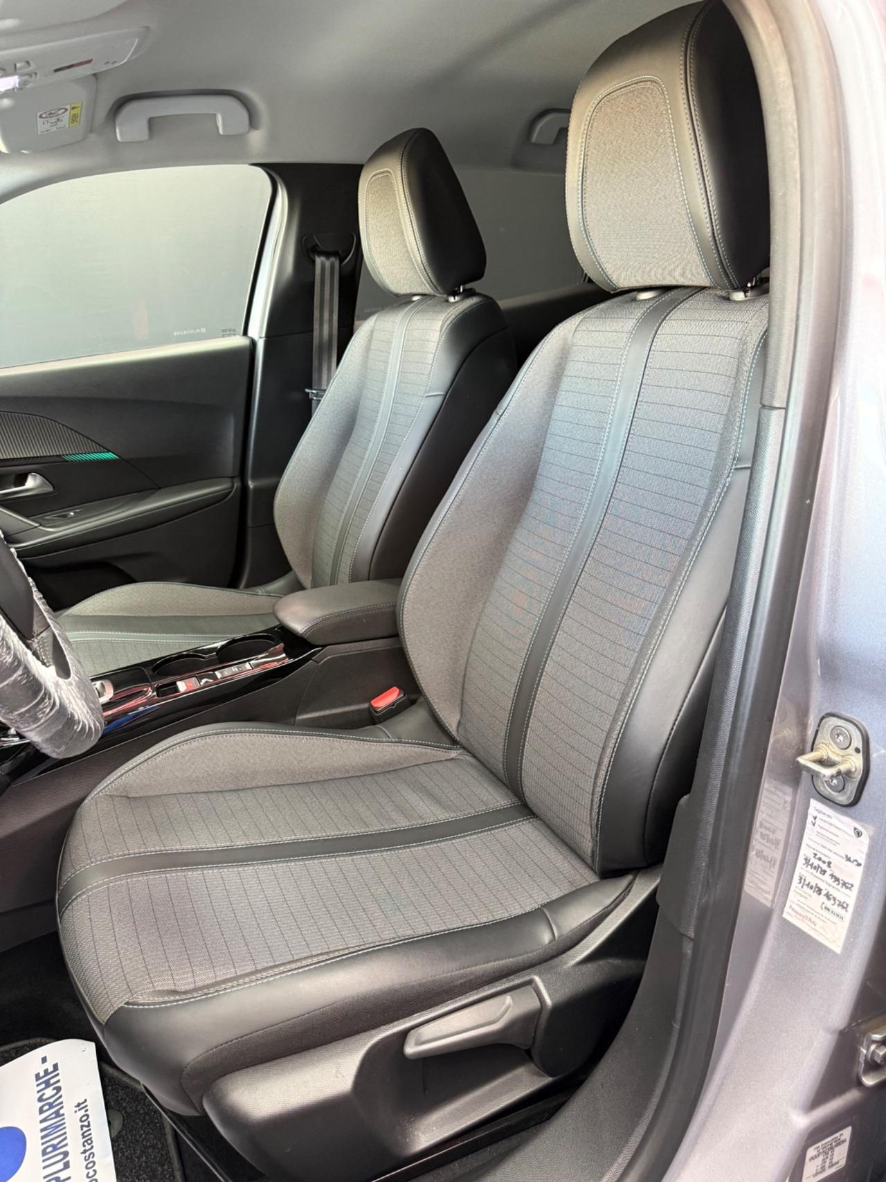 Peugeot 2008 BlueHDi 130 cv EAT8 Allure Pack 2021