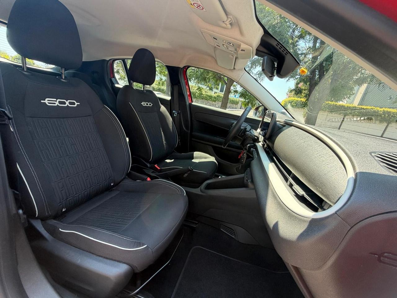Fiat 600 Hybrid 100 CV DCT MHEV