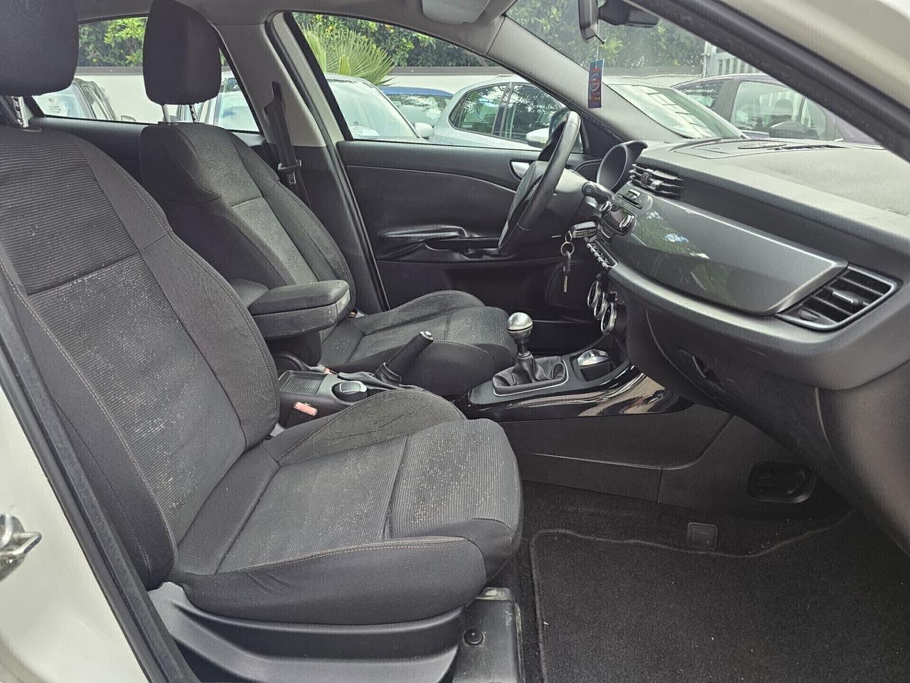 Alfa Romeo Giulietta 1.4 Turbo MultiAir Distinctive