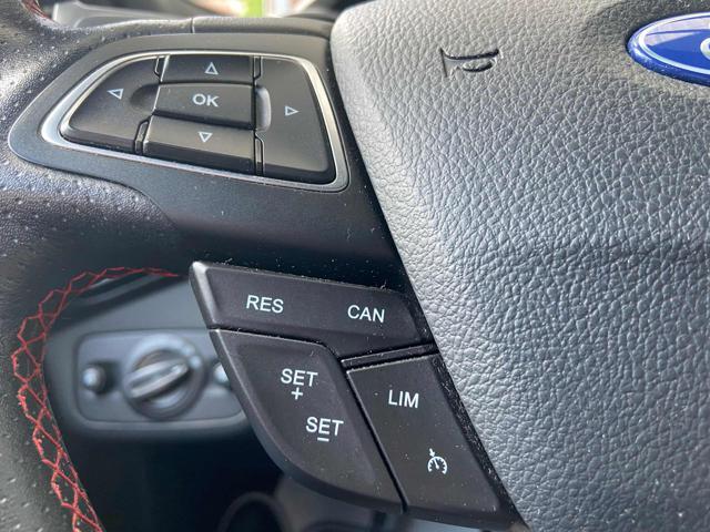 FORD Kuga 1.5 TDCI 120 CV S&S 2WD ST-Line