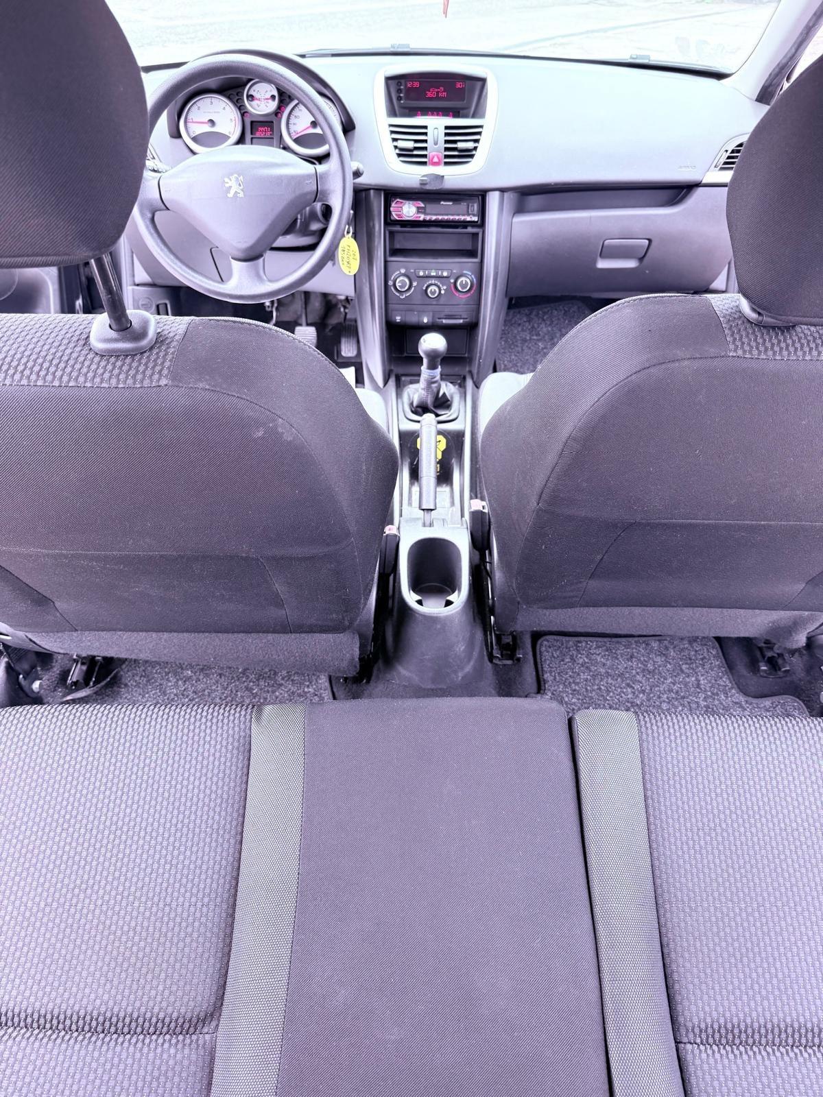 Peugeot 207 1.4 HDi 70CV FAP 5p. Ok neopatentati