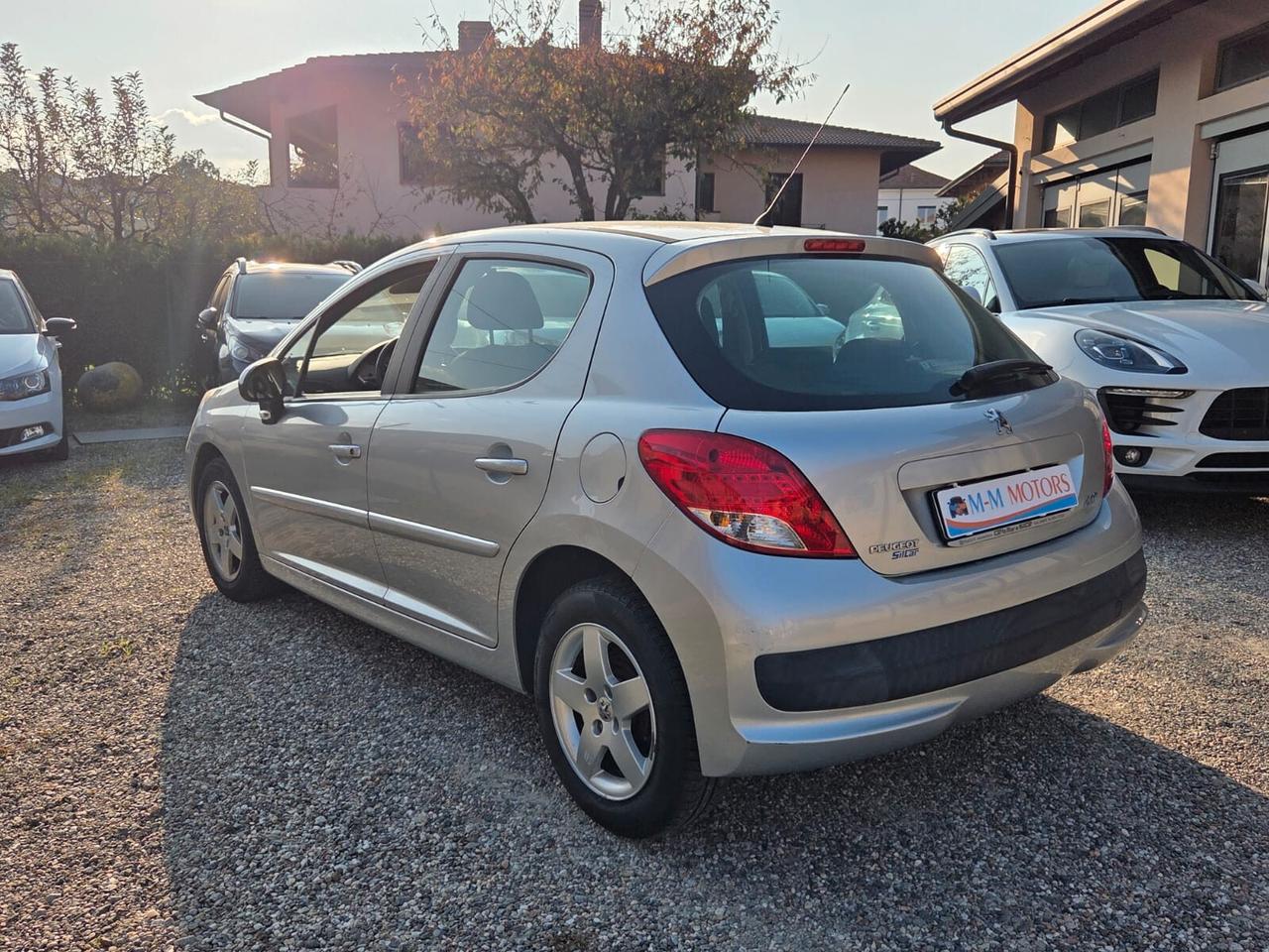 Peugeot 207 1.4 VTi 95CV 5p. XS