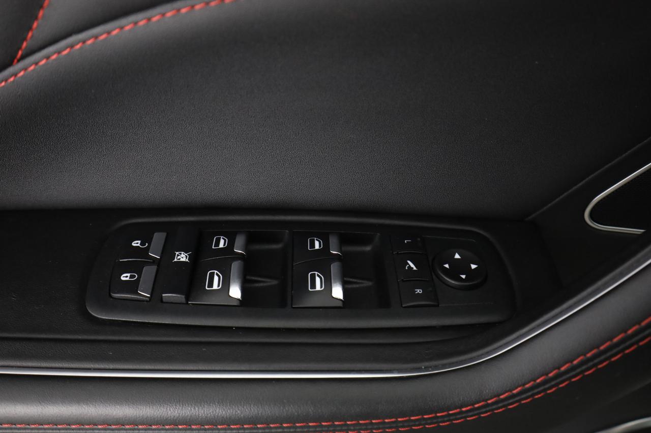 MASERATI Levante 330 CV MHEV AWD GT