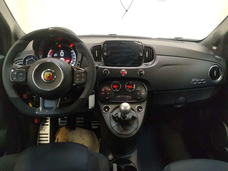 Abarth 695 1.4 t-jet 180cv