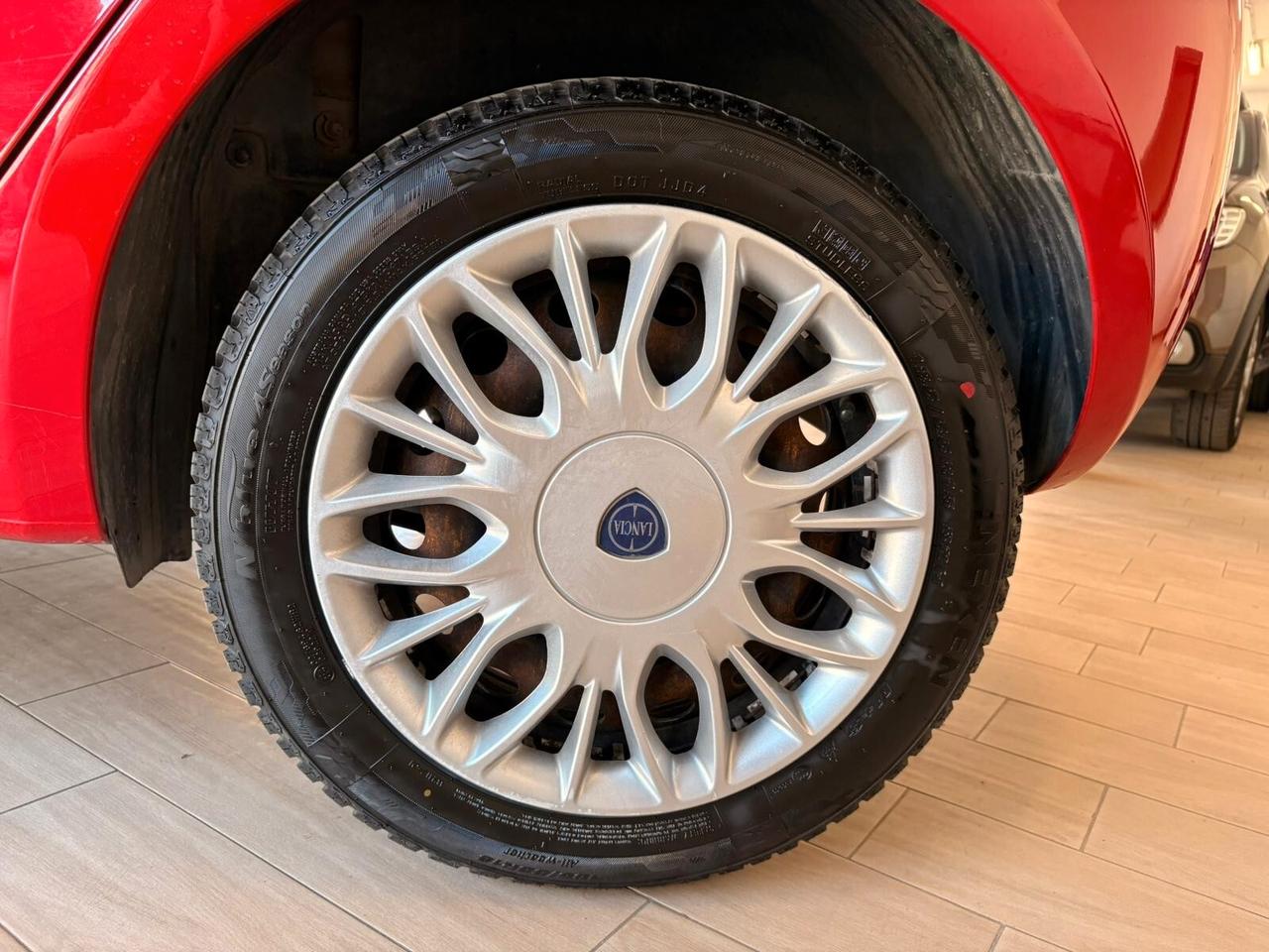 Lancia Ypsilon 1.2 69 CV 5 porte GPL Ecochic Gold