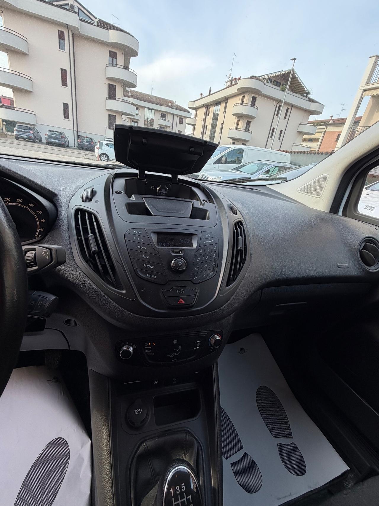 Ford Tourneo Courier 1.5 TDCI 100 CV S&S Plus