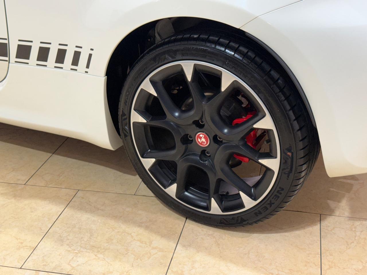 Abarth 595 1.4 Turbo T-Jet 180 CV Competizione