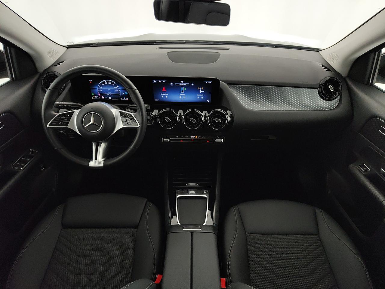 Mercedes-Benz GLA 180 d Advanced auto