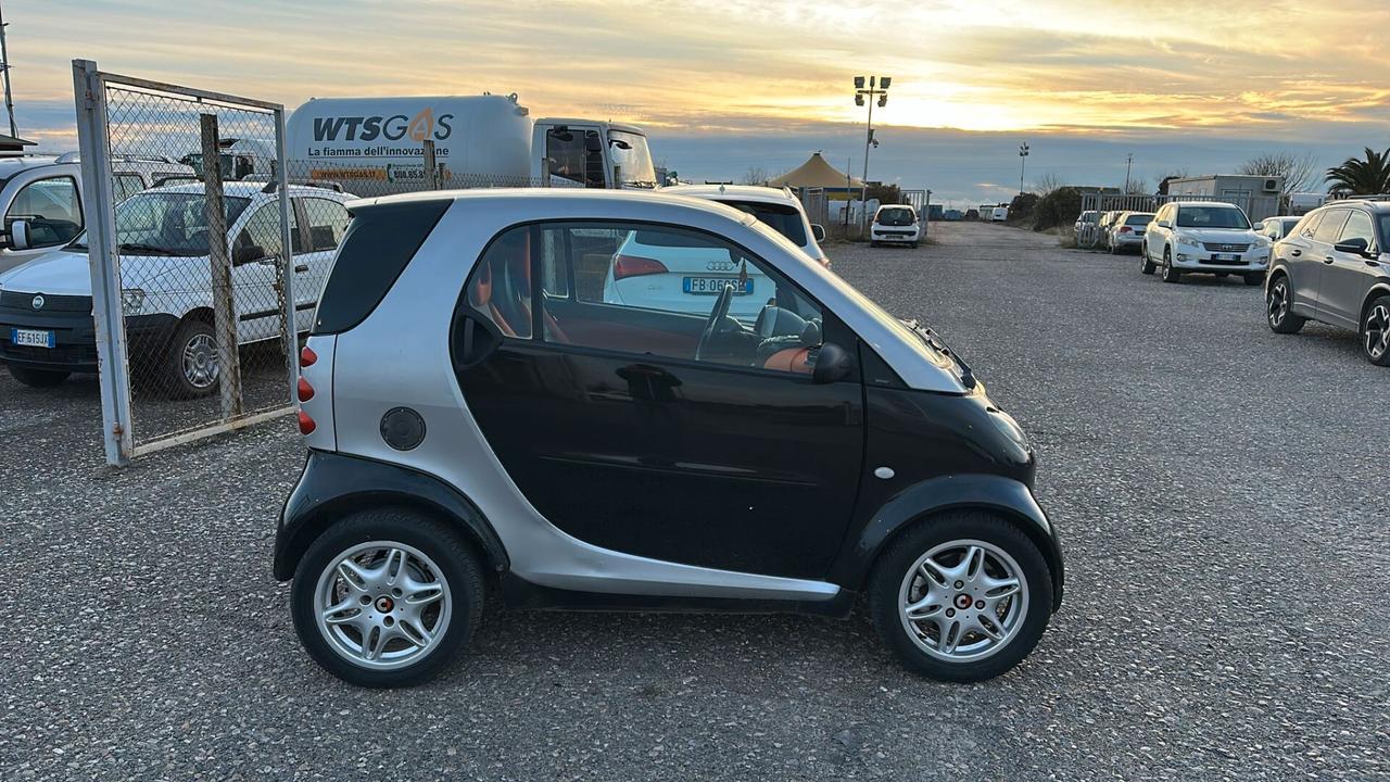 Smart 700 city-coupé passion