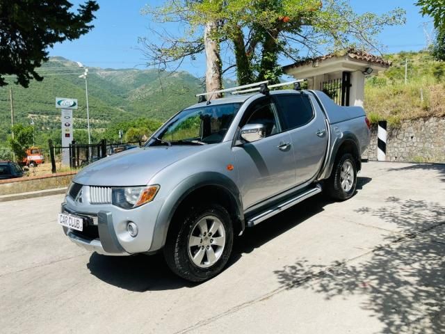 Mitsubishi L200 2.5td 136cv Double Cab 4wd Hard Top