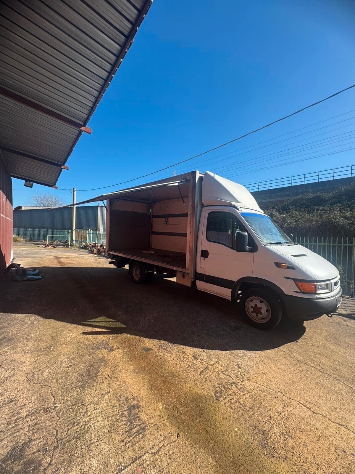 IVECO DAILY 35C13 TDI PL-RG CABINATO CON SPONDA IDRAULICA