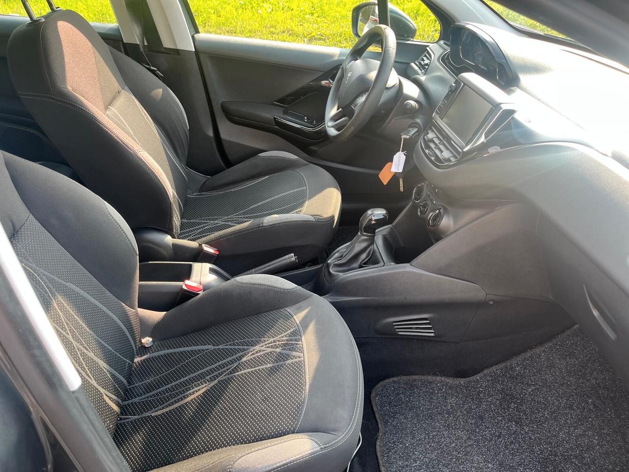 Peugeot 208 1.4 HDi 68 CV 5 porte Access