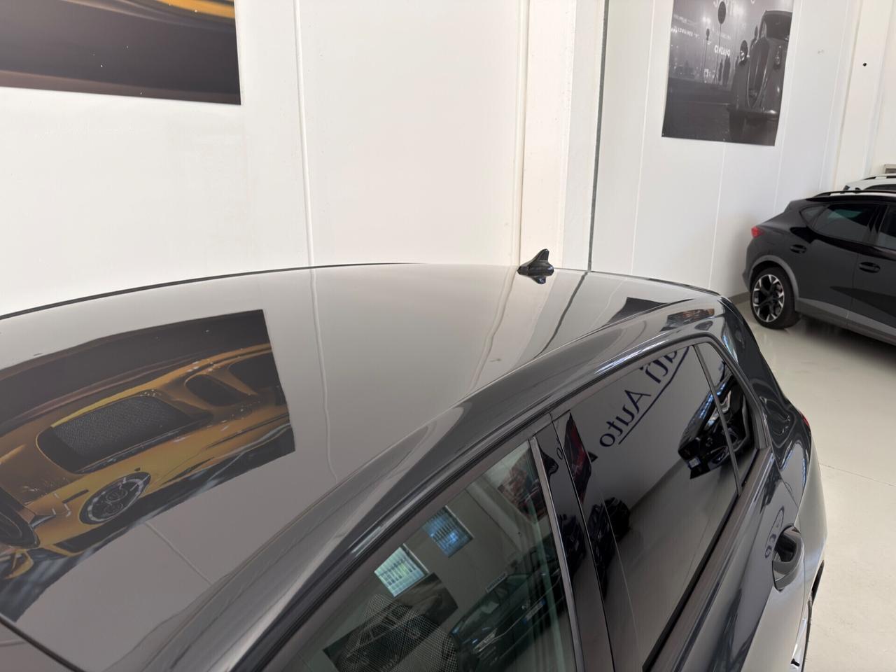 Volkswagen Golf GTI 2.0 TSI DSG 245cv