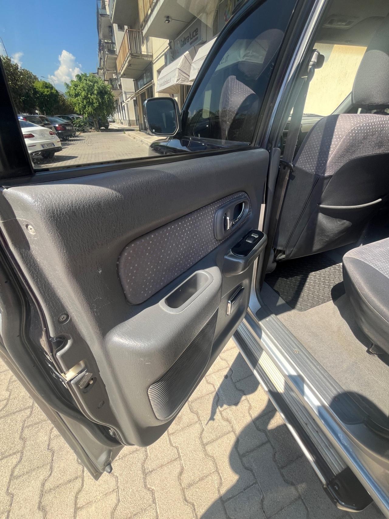Mitsubishi L200 2.5 TDI 4WD Club Cab Pup. GLS Targ.