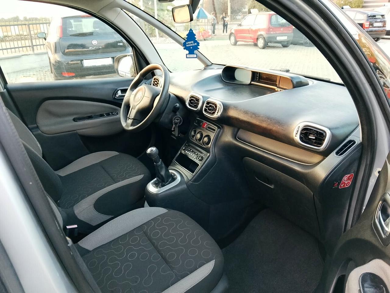 Citroen C3 Picasso 1.4 Benzina-113.000-NEOPAT.-2010