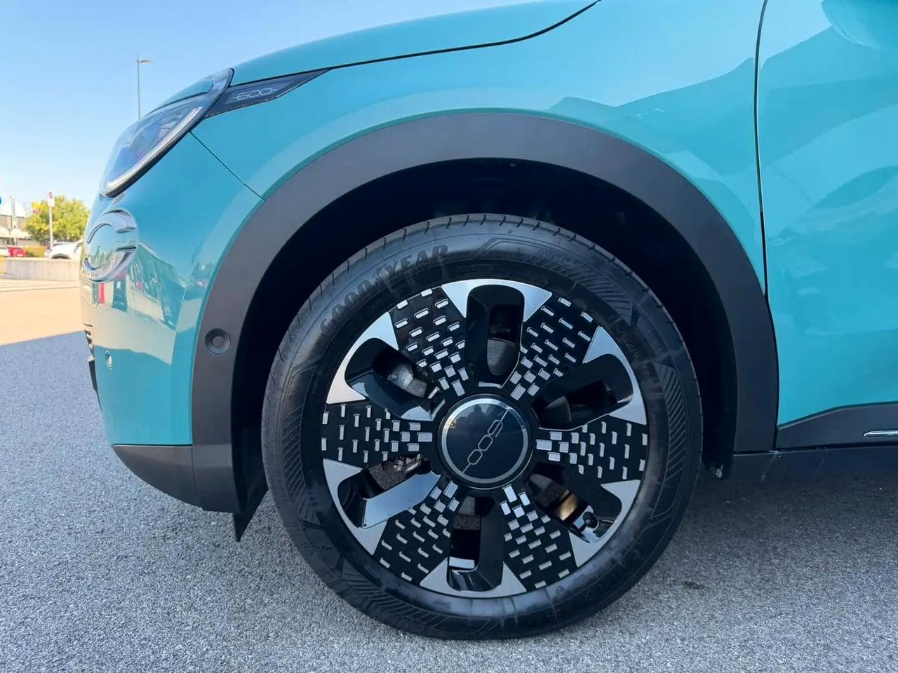 Fiat 600 Hybrid 110 CV DCT MHEV La Prima
